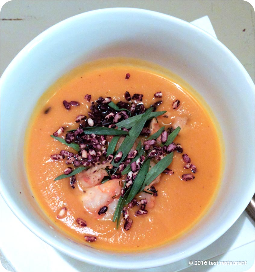 `Тыквенный суп / воздушный рис / креветки` в `Uilliam’s` - фото блюда