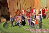 Поздравления и подарки от детей из детских домов, которые были приглашены на этот концерт - фото