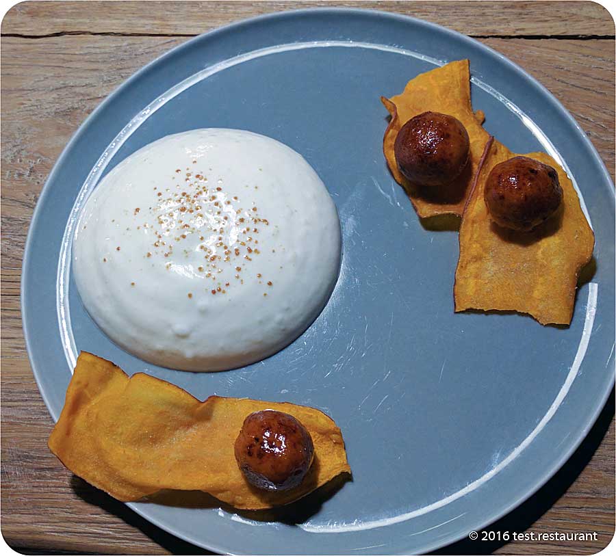 `Десерт из картофеля и сметаны` в `Bjorn` - фото блюда