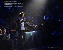 «Лучший певец» – Дима Билан начал выступление с балкона - фото