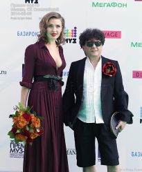 Дизайнер Антонина Шаповалова и Армен Ерицян - фото